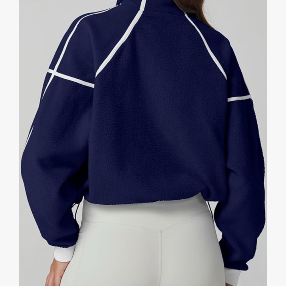 NWT Navy Fleece Contrast Cropped Sweatshirt With Drawstrings - Picture 2 of 12